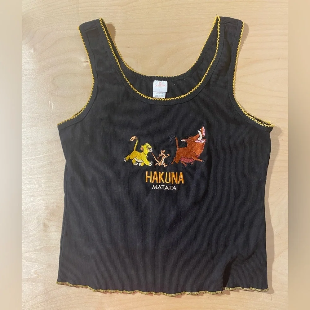 Disney The Lion King Black Top with Yellow Trim XXL (19) (Q)